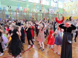 b_1024_768_0_00_images_2023_2024_WYDARZENIA_Choinka_418226331_840202961240987_6162881406685179522_n